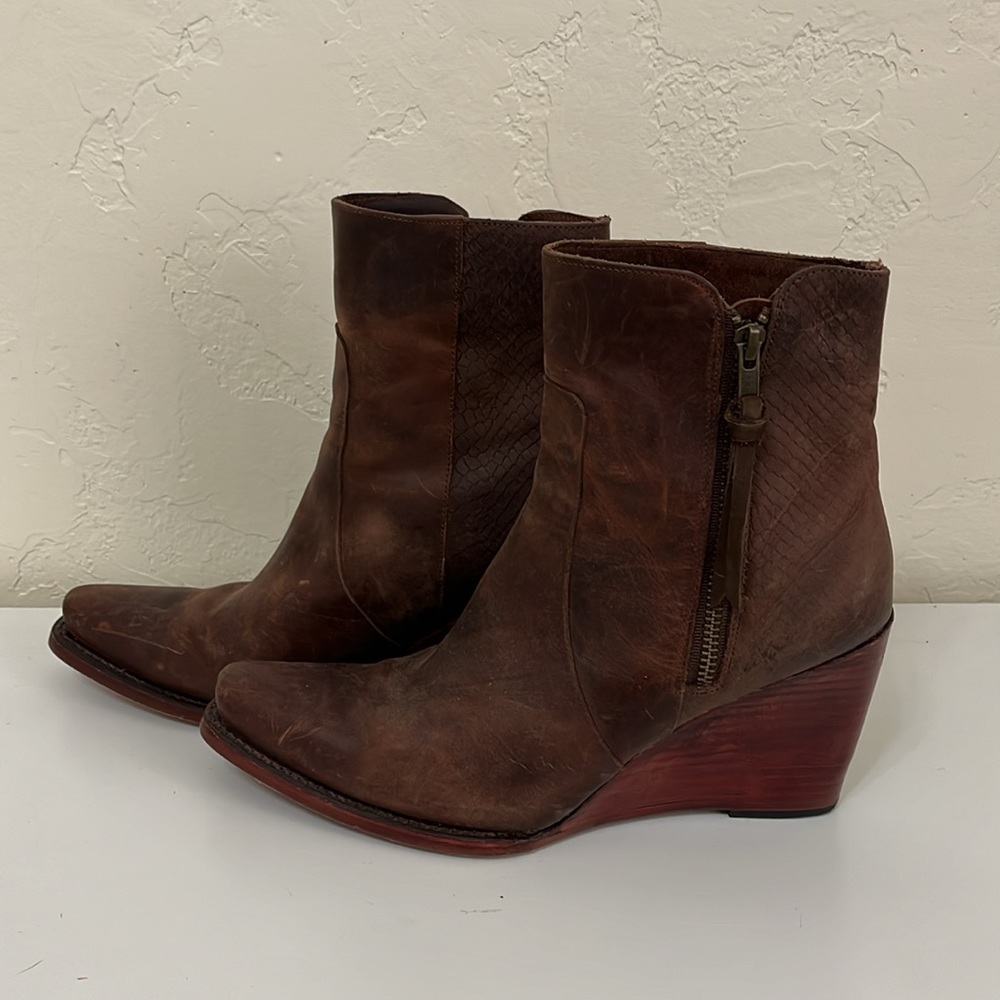 Johnny Ringo 100% Leather Solid Brown Size 10 B - image 5